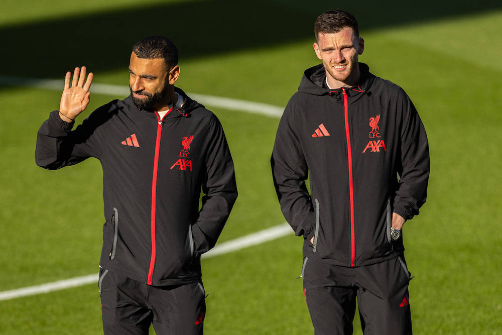 📸 Salah och Robbo uppvaktades på sista träningen
